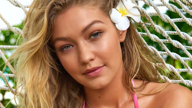 gigi-hadid-2016-web-x159793_tk2_03348-rawwmfinal1920jpg